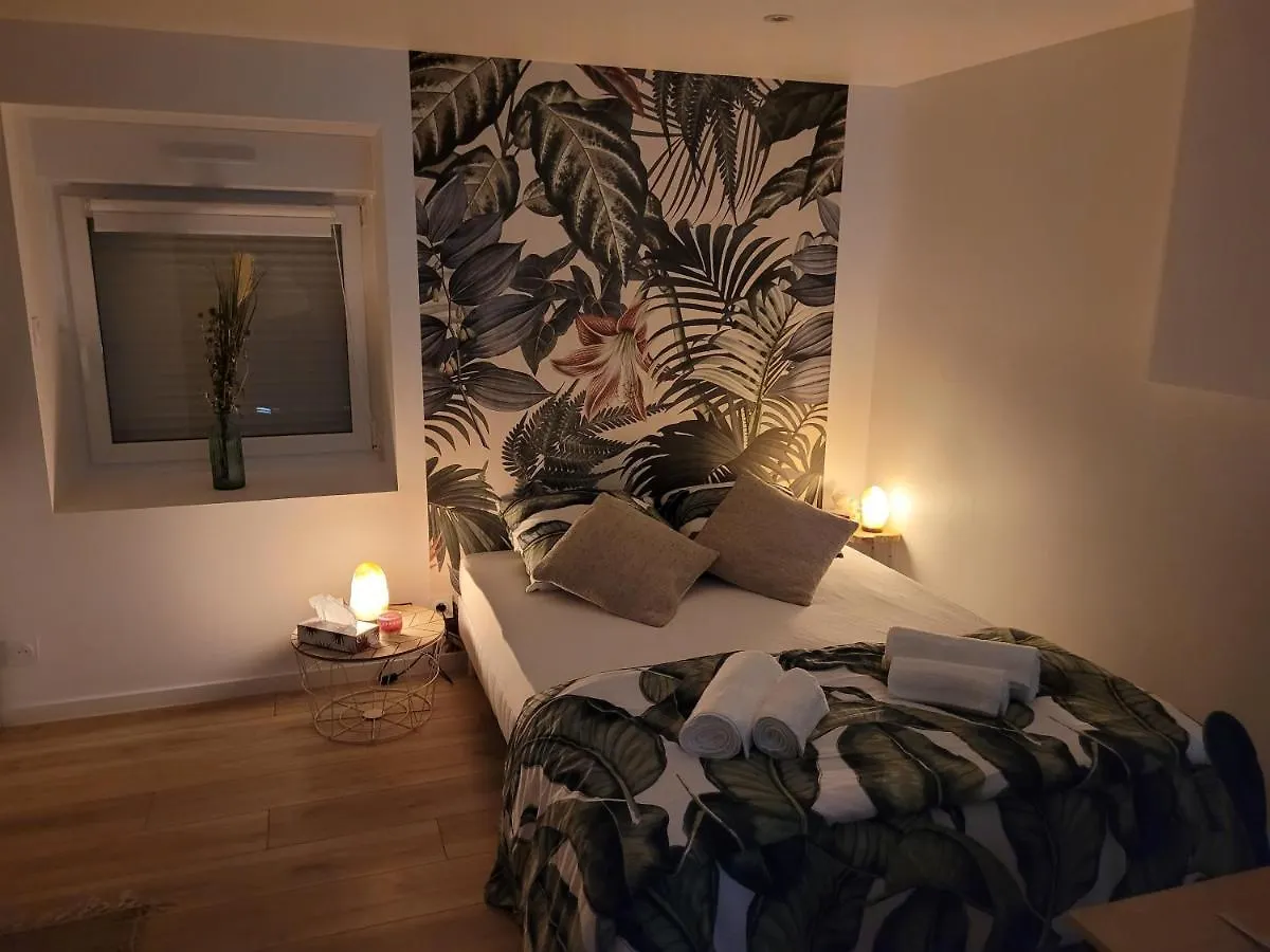 Holiday home La Passerelle Mernel